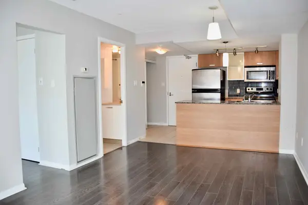 37 Grosvenor ST #1406, Toronto C01, ON M4Y 3G5