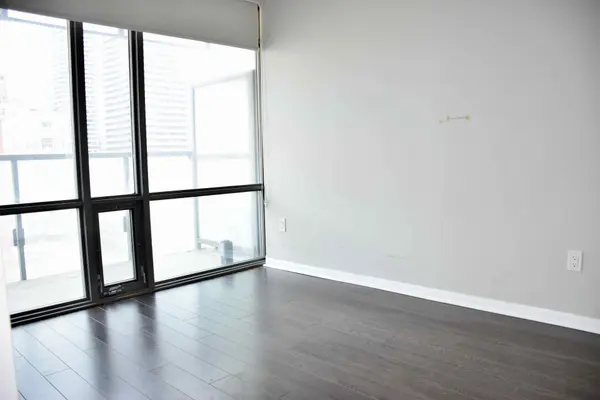 37 Grosvenor ST #1406, Toronto C01, ON M4Y 3G5