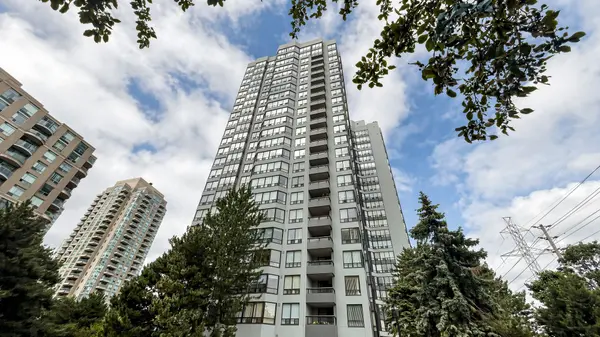 7 Bishop AVE #1416, Toronto C14, ON M2M 4J4