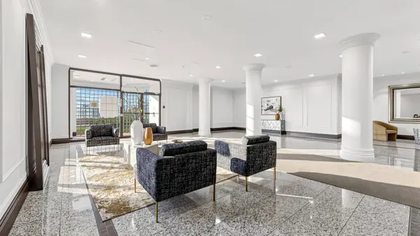 7 Bishop AVE #1416, Toronto C14, ON M2M 4J4
