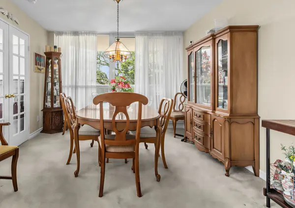 10 Guildwood Pkwy #329A, Toronto E08, ON M1E 5B5