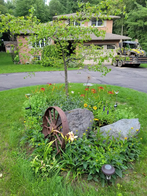 10049 Old Scugog RD, Clarington, ON L0B 1B0