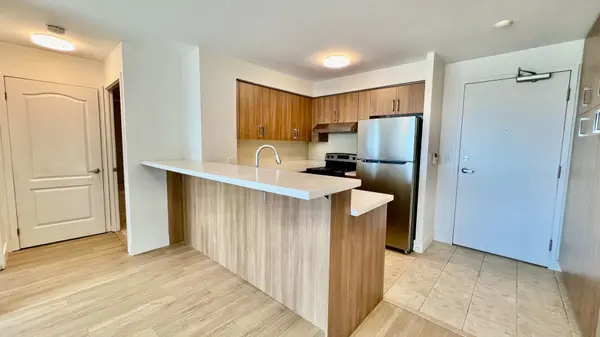 38 Lee Centre DR #1907, Toronto E09, ON M1H 3J7