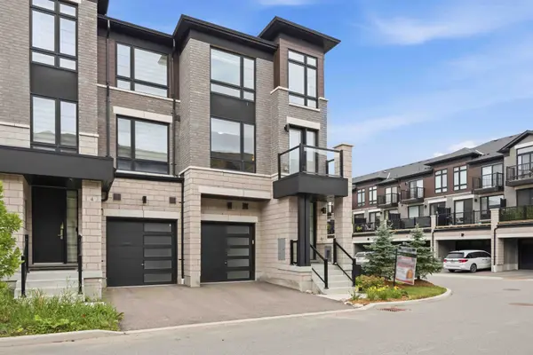 2 Lake Trail WAY, Whitby, ON L1M 0E5