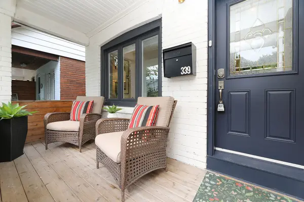 339 Scarborough RD, Toronto E02, ON M4E 3M9
