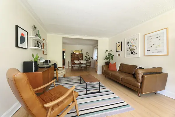 33 Stag Hill DR, Toronto E03, ON M4B 1K8