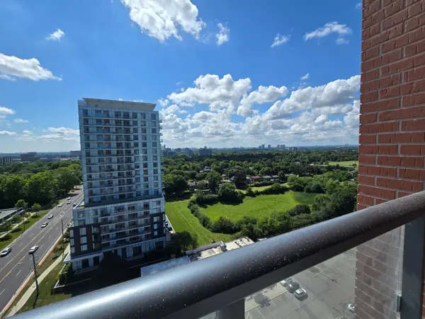 3260 Sheppard AVE E #1501, Toronto E05, ON M1T 0B5
