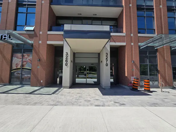 3260 Sheppard AVE E #1501, Toronto E05, ON M1T 0B5