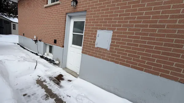 401 Osiris DR #Bsmt, Richmond Hill, ON L4C 2P6