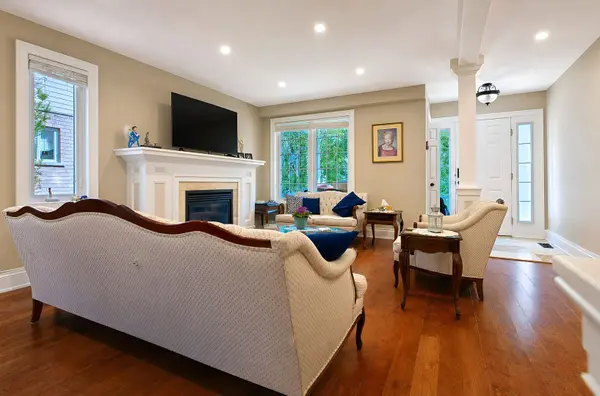 36 Georgian Meadows DR, Collingwood, ON L9Y 5H2