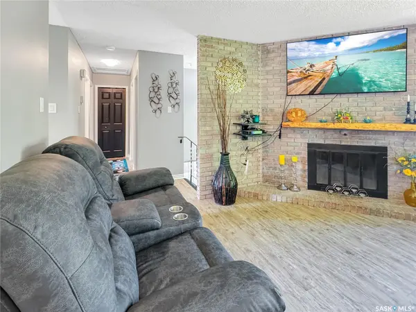 1772 Centennial CRESCENT, North Battleford, SK S9A 3J3