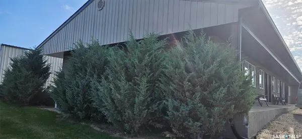 720 8TH STREET W, Nipawin, SK S0E 1E0