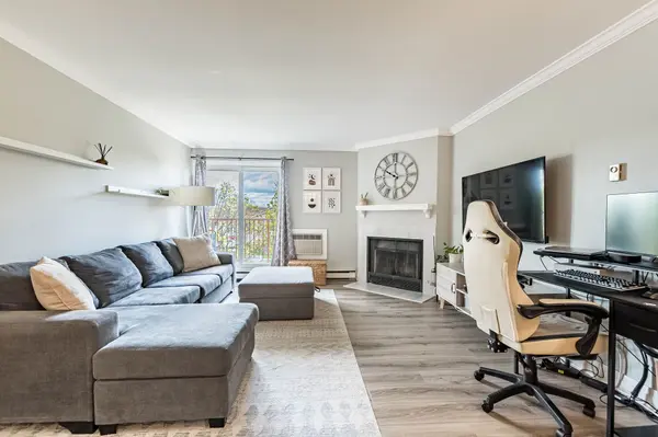1508 Pilgrims WAY #832, Oakville, ON L6M 3H1