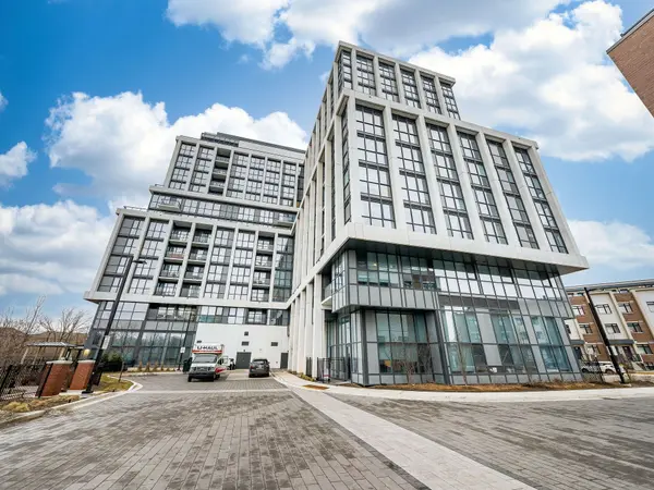 1063 Douglas McCurdy Common #303, Mississauga, ON L5G 0C5
