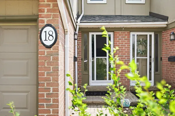3079 Fifth Line W #18,  Mississauga,  ON L5L 3T1