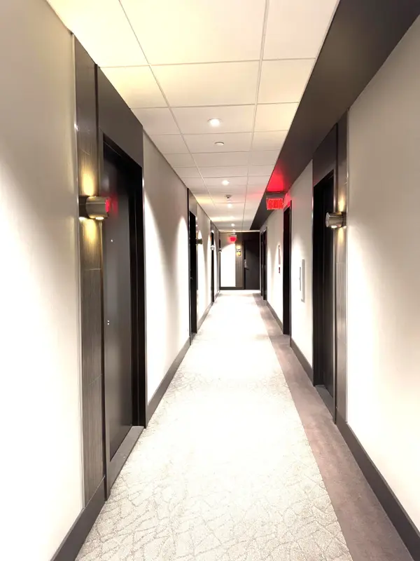 1830 Bloor ST W #503, Toronto W02, ON M6P 3K6