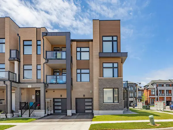 3188 Perkins WAY, Oakville, ON L6H 7Y8