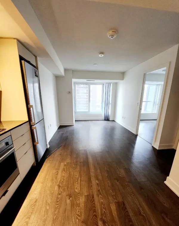 9 Mabelle AVE #1215, Toronto W08, ON M9A 4X7
