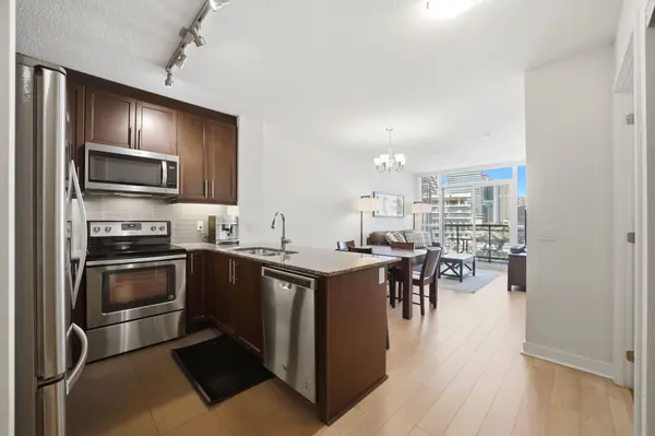 3975 Grand Park DR #401, Mississauga, ON L5B 0K4