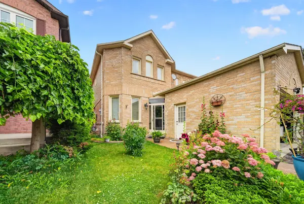 3 Nuffield ST, Brampton, ON L6S 4X2