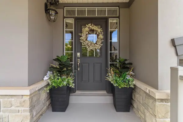 3346 STOCKSBRIDGE AVE, Oakville, ON L6M 0B5