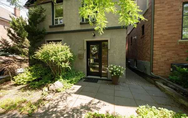 613 Beresford AVE, Toronto W02, ON M6S 3C2