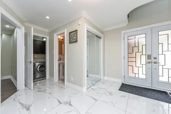 72 Rainforest DR, Brampton, ON L6R 1B1