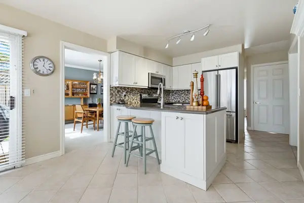 125 Tracey Park DR, Belleville, ON K8P 5C7