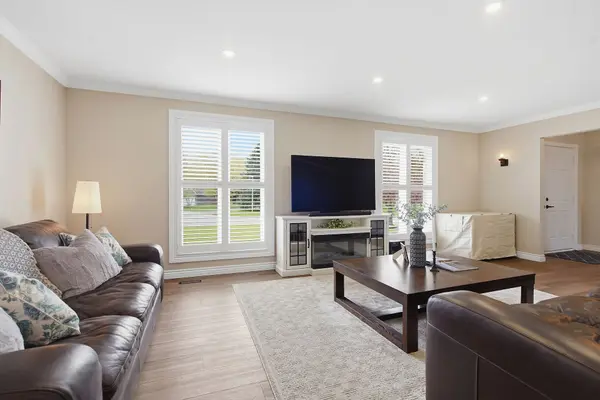 92 Mill ST, Middlesex Centre, ON N0M 2A0