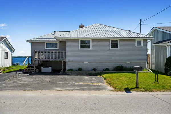 23 Manor RD, Kawartha Lakes, ON K0M 1G0