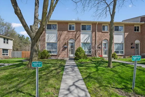 165 Green Valley DR #14, Kitchener, ON N2P 1K3