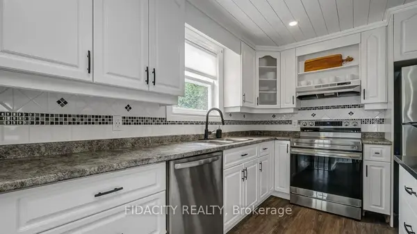 1336 St Jacques RD, Russell, ON K0A 1W0