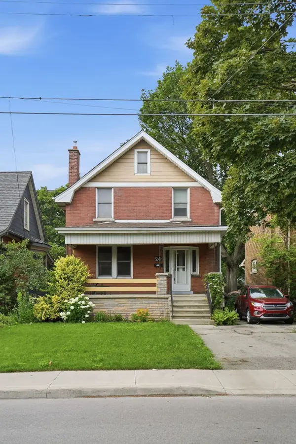 24 Cliff AVE, Hamilton, ON L8V 2R9