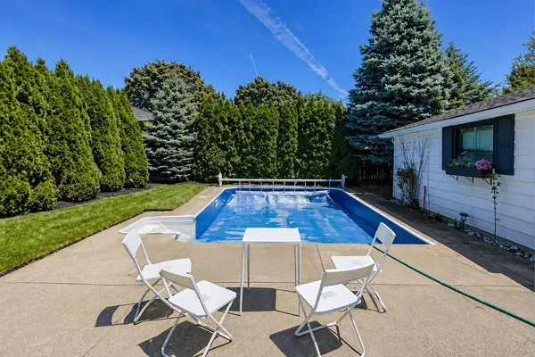 476 BUNTING RD, St. Catharines, ON L2M 3B1