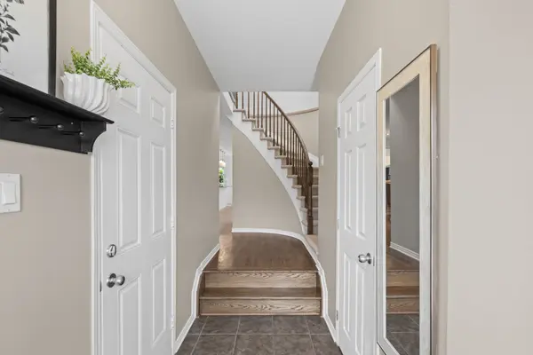 348 Brigitta ST, Kanata, ON K2S 0H9