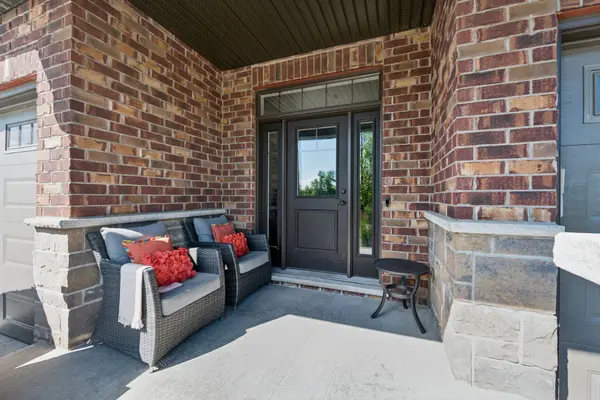 254 Gosling Gardens AVE #11, Guelph, ON N1L 0M4
