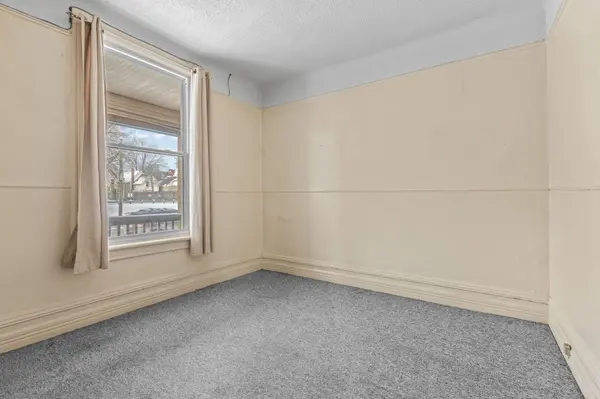 498 Gladstone AVE, Ottawa Centre, ON K1R 5N8