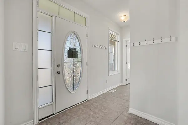 425 Aphelion CRES, Barrhaven, ON K2J 6N6