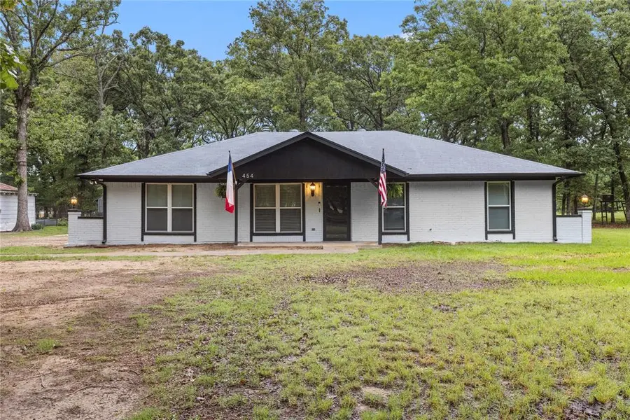 454 County Road 1485, Bogata, TX 75417