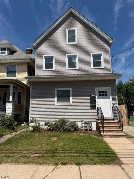 716 - 718 Monroe Ave, Elizabeth City, NJ 07201