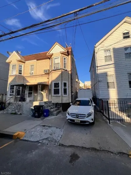 19 Highland Ave, Newark City, NJ 07104
