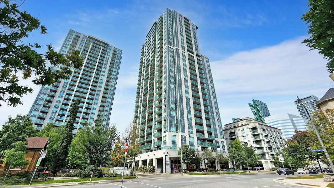 18 Harrison Garden #1002, Toronto C14, ON M2N 7J7
