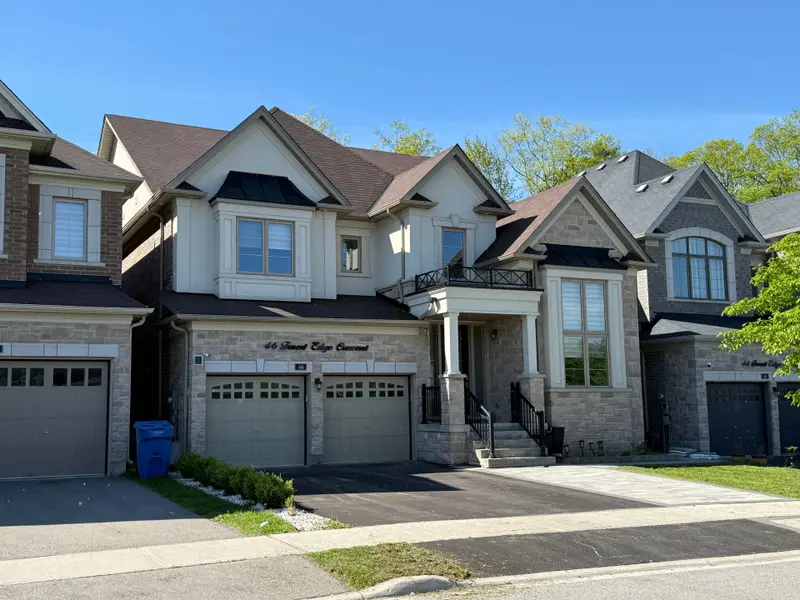 46 Forest Edge CRES, East Gwillimbury, ON L9N 0S6