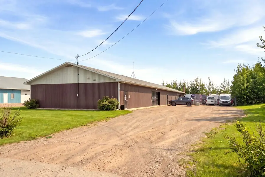 162 Wescar LN, Carp - Huntley Ward, ON K0A 1L0