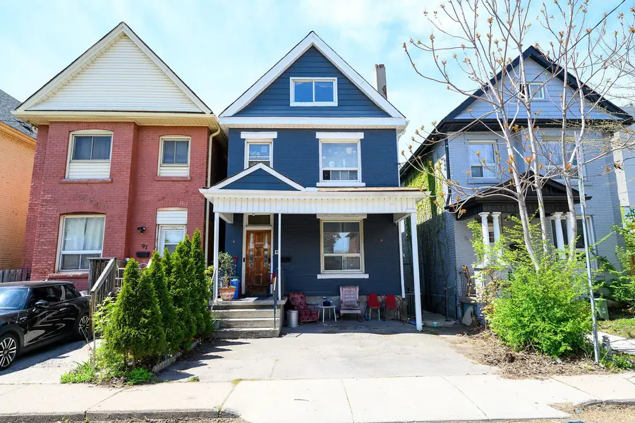 99 Leeming ST, Hamilton, ON L8L 5T5