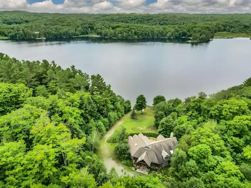 68 SHOEBOTTOM RD, Seguin, ON P2A 0B2
