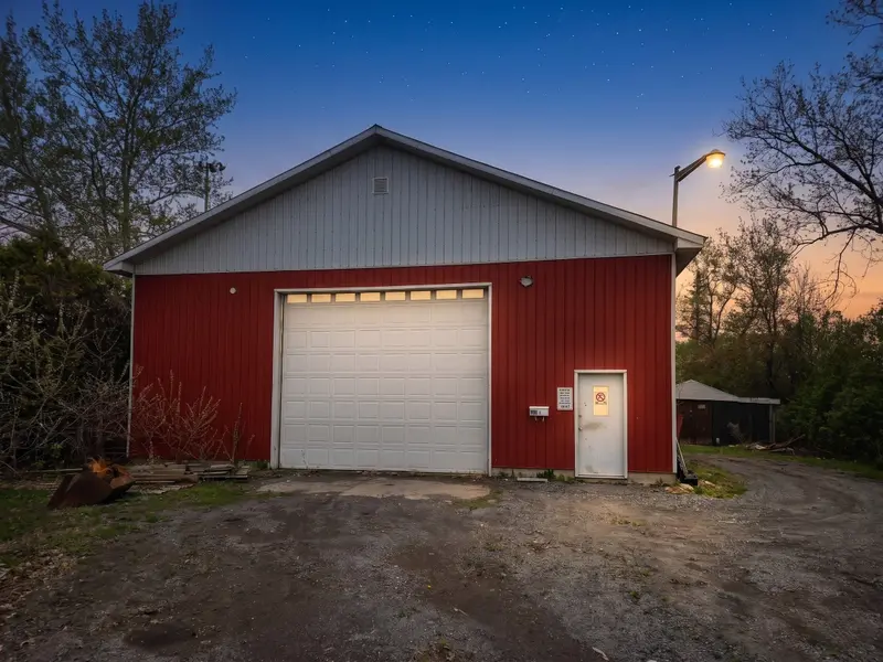 689-697 Main ST E, Hawkesbury, ON K6A 1B3