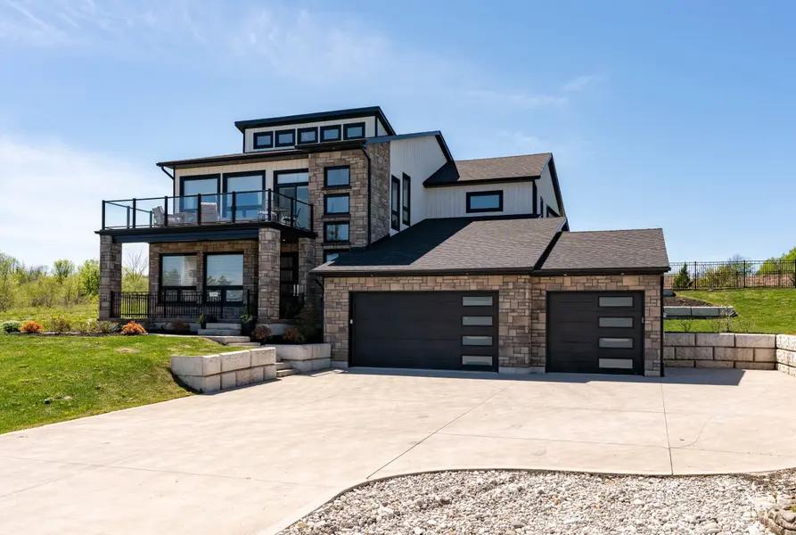 549 Punkinseed LN, Georgian Bluffs, ON N0H 1S0