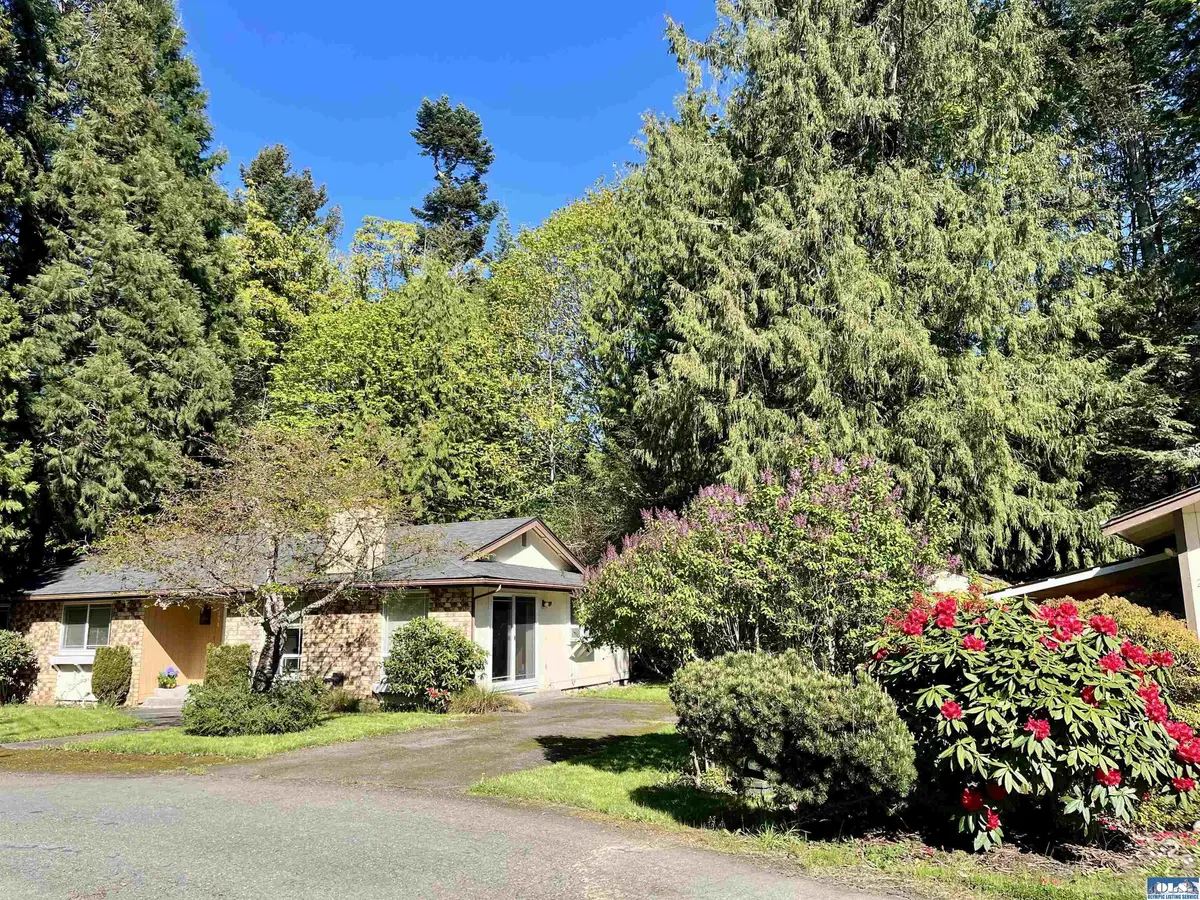 296 Dungeness Meadows, Sequim, WA 98382-7501