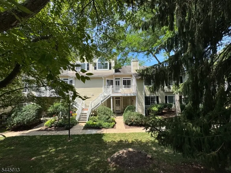 30 Wentworth Road #30, Bedminster Twp., NJ 07921